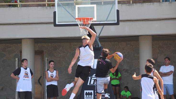 Bihar zortzi hasiko dute 3x3 Gipuzkoako Txapelketako kanporaketa
