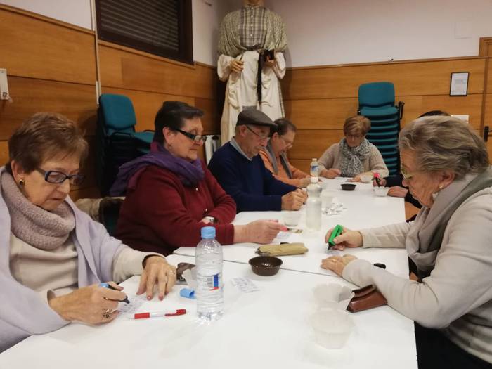 Ez da bingorik egongo apirilaren 8ra arte