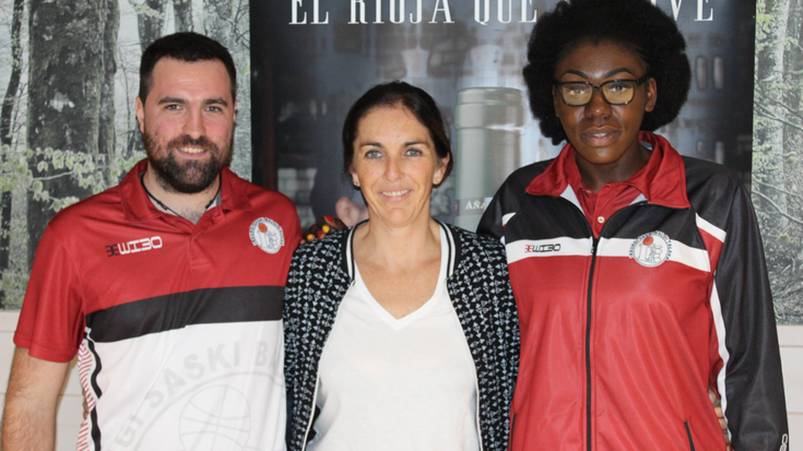 Iraurgi SBk emakumezkoen Añares Rioja taldea aurkeztu du
