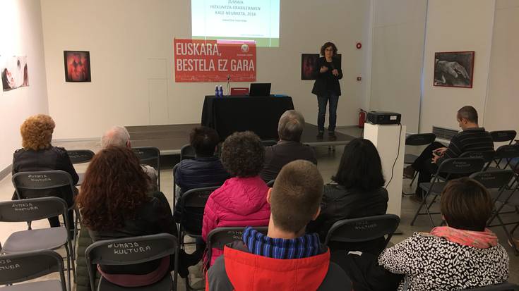 Gazteak dira Zumaian euskara gehien erabiltzen dutenak