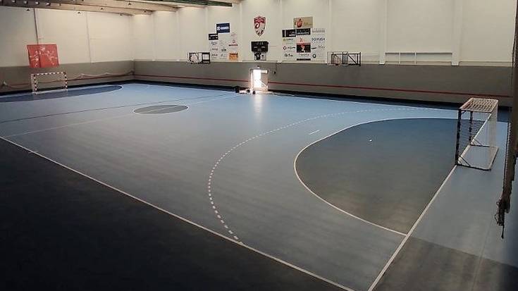 Prest dago eskubaloi kantxa berria