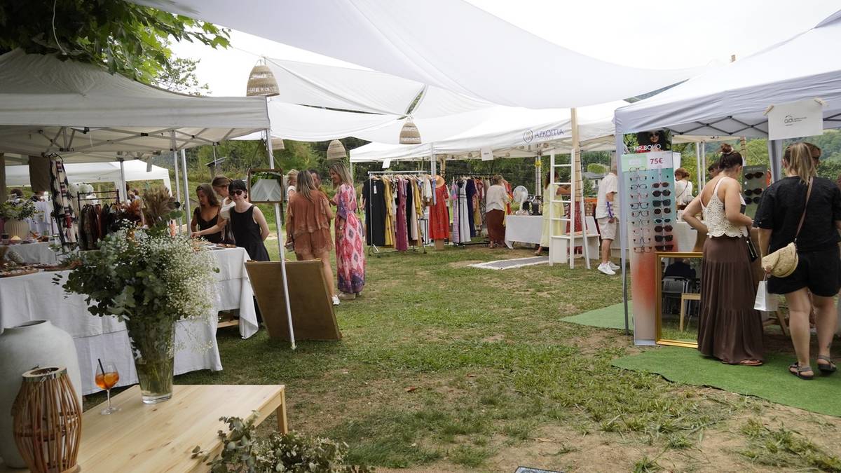 Herritar askoren ikusmira berenegatu du Pop-Up azokak