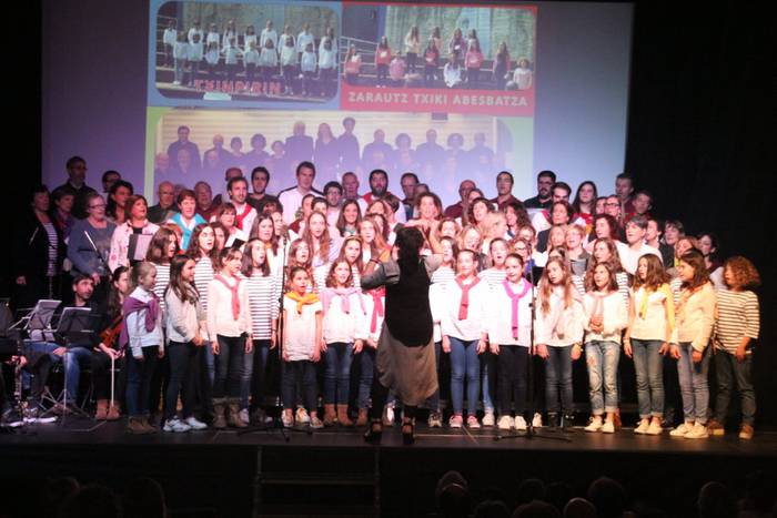 Txinpirin eta Zarautz Txiki abesbatzetan parte hartu nahi dutenentzat deialdia