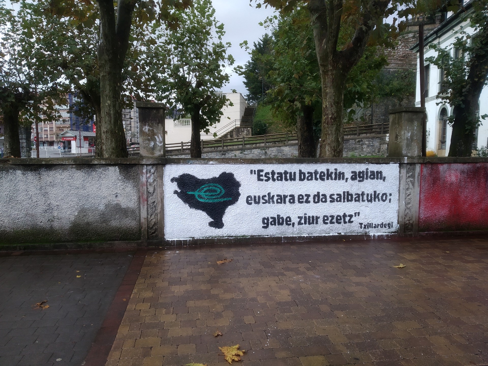 Eman diezaiogun herri bultzada euskarari