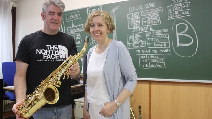 Musika herritar ororen eskura