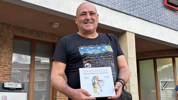 Koldo Landaluze: "Idazten ari naizenean, irudiek erasotzen naute, eta, marraztean, hitzek"