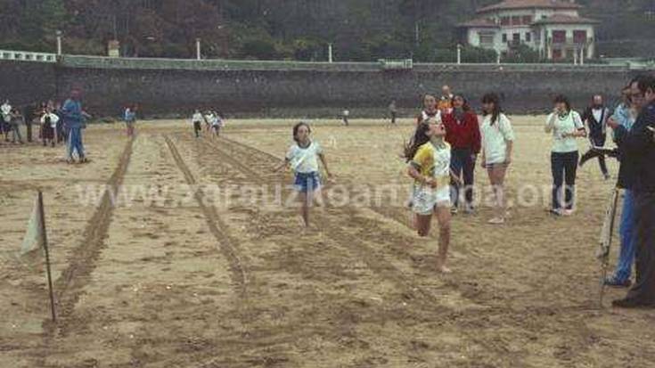 Zarauzko milaka irudi ikusgai udal argazki artxiboan