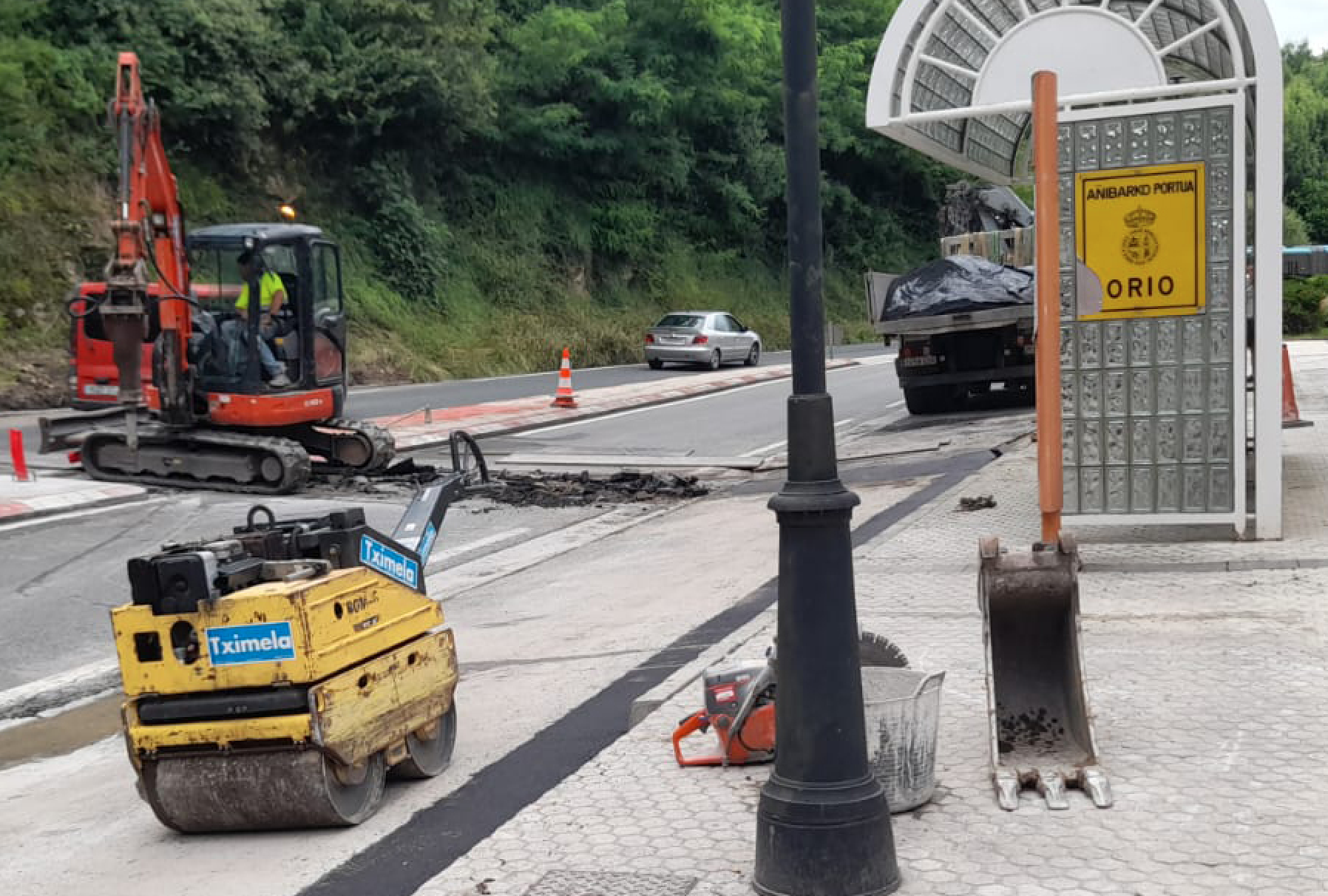 Semaforoa izango du Anibarko Portuko autobus geltoki pareko errepideak