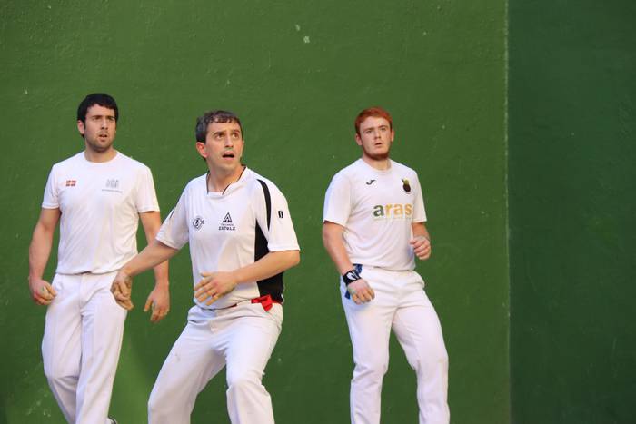 Datorren asteartean hasiko da Zaporraren oroimenezko esku pilota txapelketaren 57. edizioa