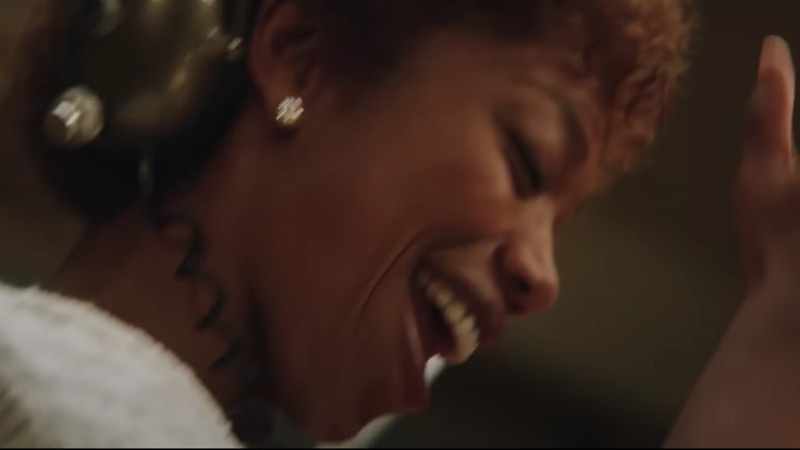 'I wanna dance with somebody' Whitney Houston kantariari buruzko filma, Aita Marin