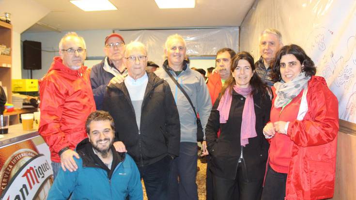 Arkamurkak bandera igota hasi dituzte santamarinak