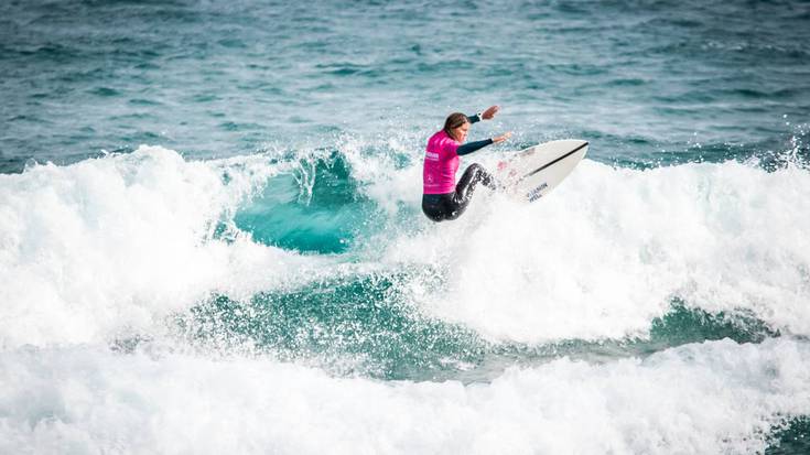Olatu gainean dantzatzeko zortzi proposamen