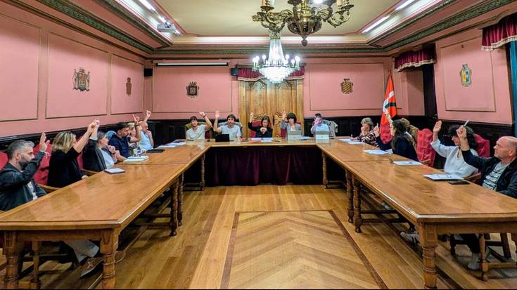 Datorren urteko udal tasak eta zergak %2 igotzea erabaki dute