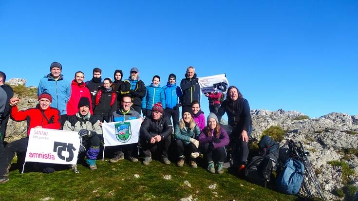 2025a agurtzeko Aizkorrira egindako txangoa, argazkitan