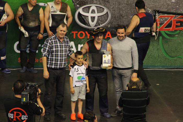 Izeta II.ak irabazi du Bi Harri Txapelketa