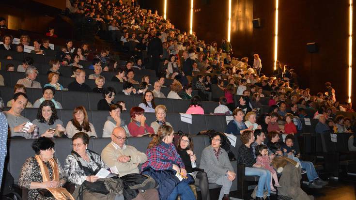 Gen Verde musika taldearen ikuskizunak harrera beroa izan du Soreasun 