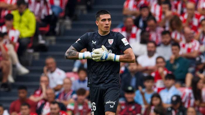 Athleticera itzuliko da Alex Padilla atezaina