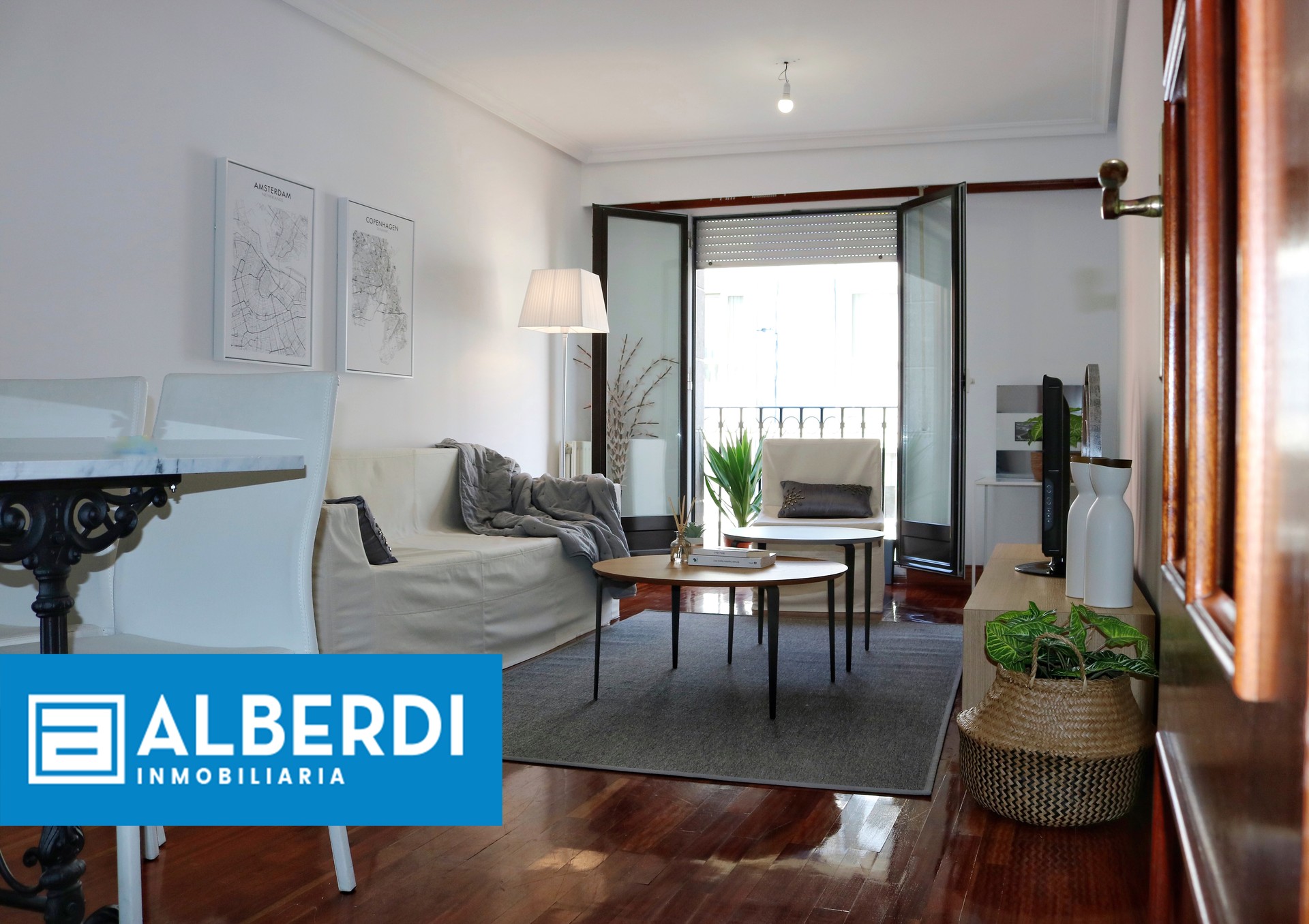 Alberdi Inmobiliaria: Alberdi Home-n beste fruitu bat