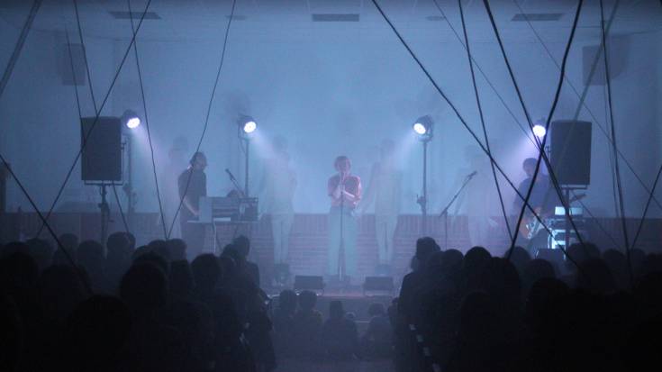 Literaturian boluntarioak behar dituzte