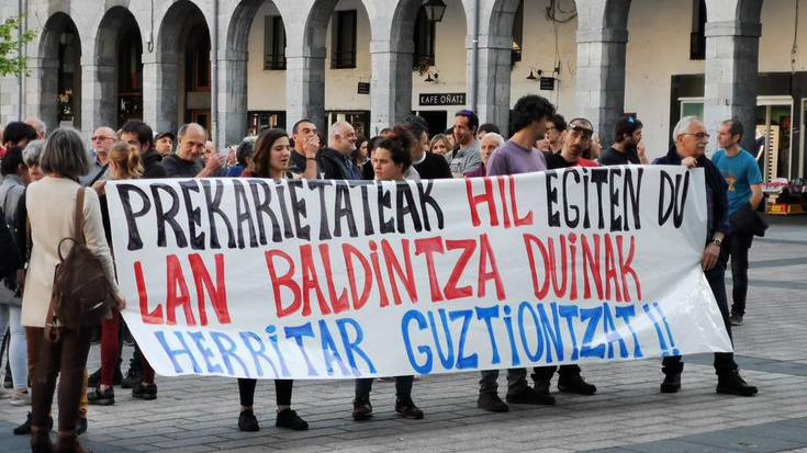 "Egiturazkoa den arazoari egiturazkoak diren soluzioak" emateko eskatu dute, lan istripuetan hildakoak gogoan