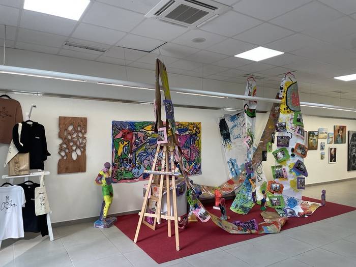Arte eta Diseinu ikastegikoen lanen erakusketa