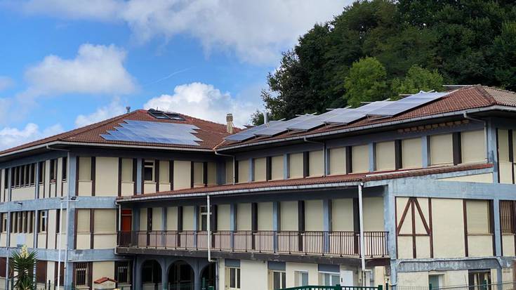 Getariako Udal Gobernuak EAJri erantzun dio Iturzaetako etxaurrea konpontzeko lanak martxan direla