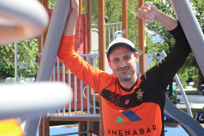 "Berriro ere atezain sentitu naiz, kategorian lehiatzeko balekoa"