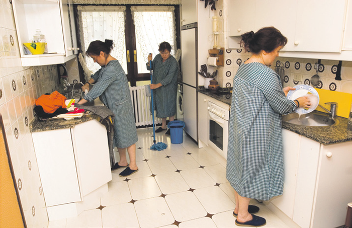 Etxeko lanei eta zaintzari buruzko hitzaldia antolatu dute ostegunerako