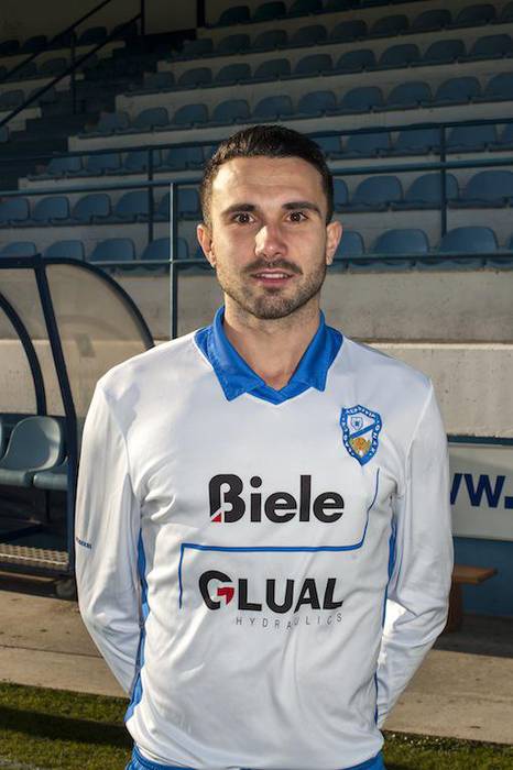 Iker Murua Lagun Onakeko jokalariak Sestao Riverrekin fitxatu du