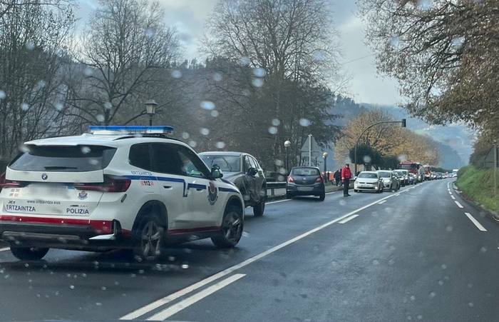Bi autoren arteko istripua izan da Loiola parean