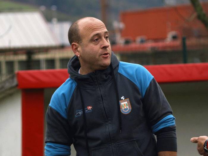 Mikel Salegi 'Kortatxo'-k entrenatuko du Zarauzko nesken futboleko taldea
