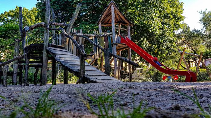 Haurtzaroa hizpide hartuta dator bigarren pote filosofikoa