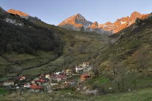 Europako Mendietara irteera antolatu du Zarauzko Pagoeta Mendizale Elkarteak