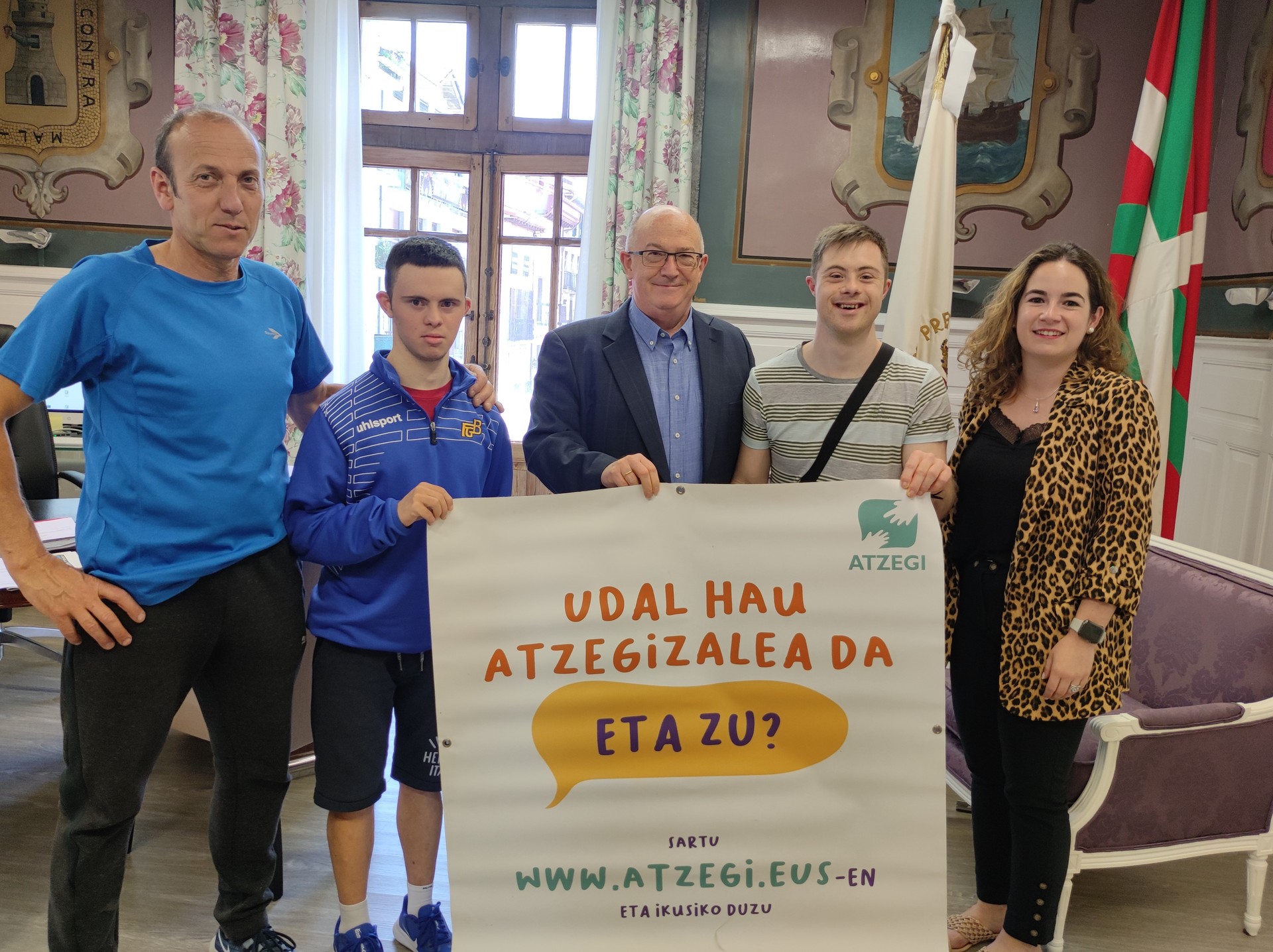 Atzegiren sentsibilizazio kanpainan parte hartzen ari da udala