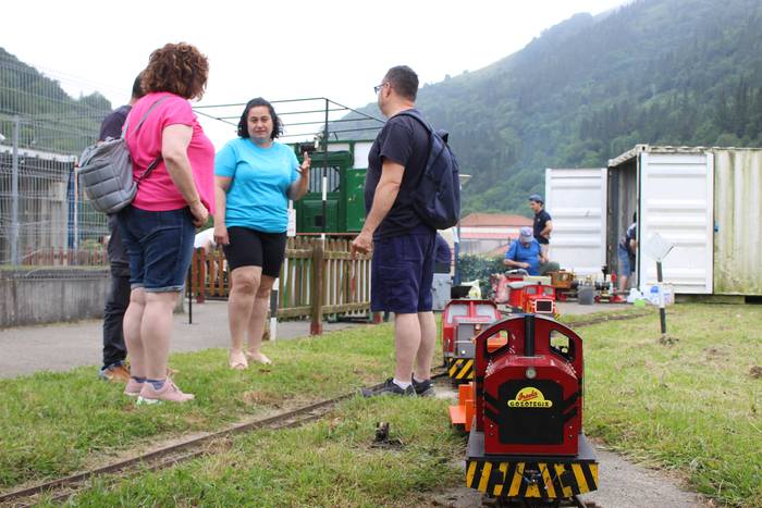 Tren Txikien Topaketa