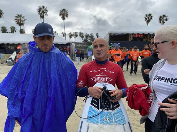 Munduko Surf Txapelketako finala jokatuko du gaur Gallok