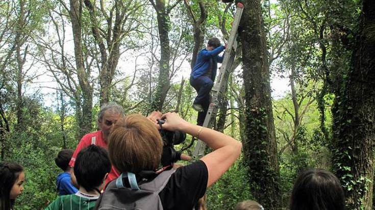 Hegaztientzako jantokiak jartzeko irteera egingo da larunbatean