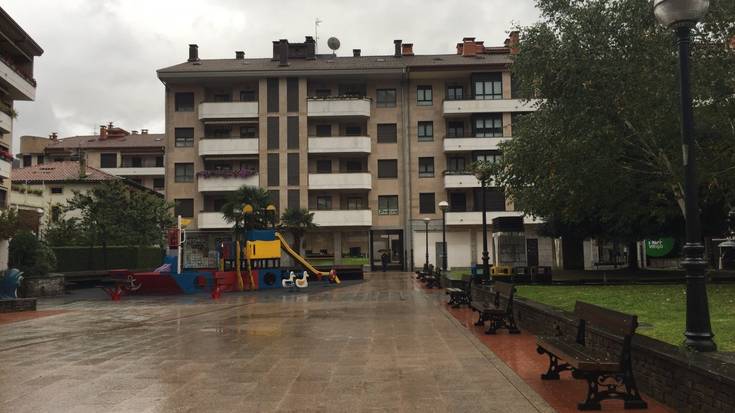 Balentina Agirre Elorza izena jarri diote Ildelfonso Gurrutxaga kalearen ondoko plazari