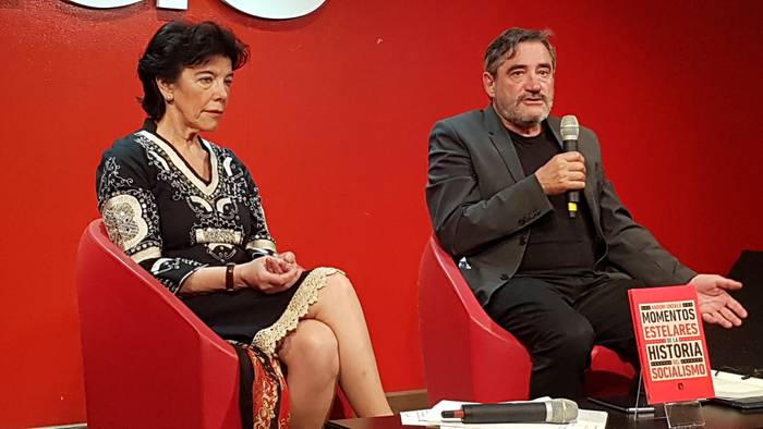 'Momentos estelares del socialismo' liburua aurkeztuko dute Zazpin