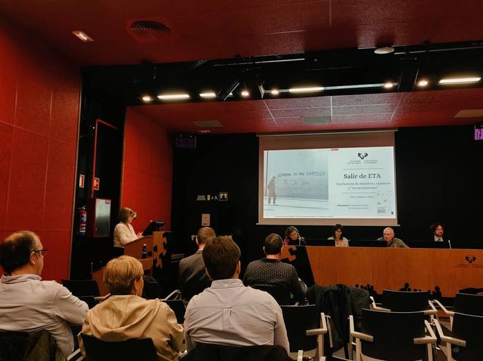 'Salir de ETA: una historia de abandono, expulsion y "arrepentimiento"' liburua aurkeztuko du Eider Nafarretek ostiralean