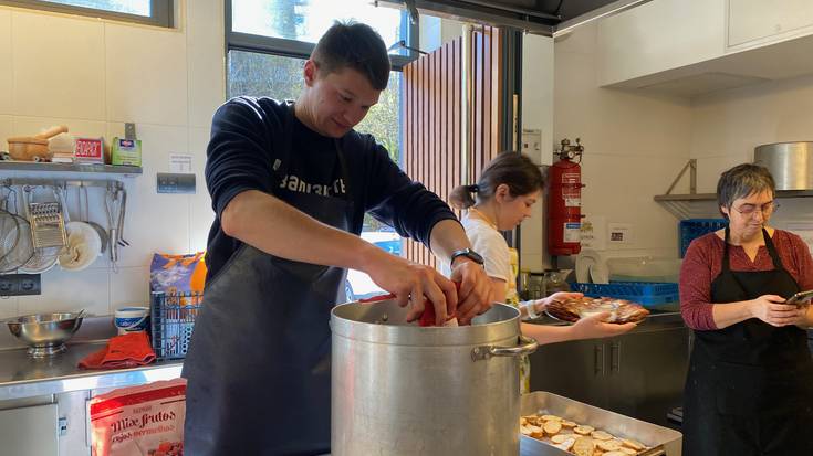 Harremanak estutzen munduko gastronomiak ezagutzen diren bitartean