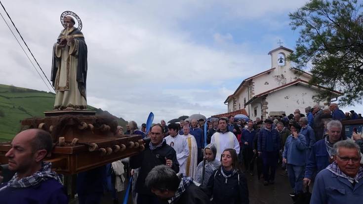 San Telmo eguneko prozesioa, bideoan