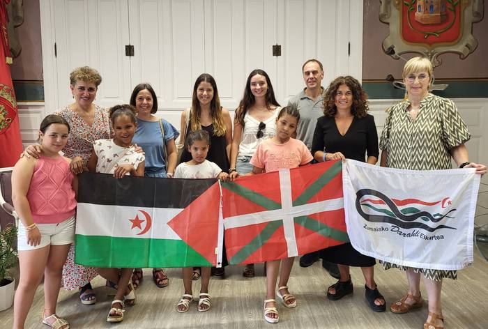 Eskualdera etorri diren haur sahararrei harrera ekitaldia egingo diete igandean