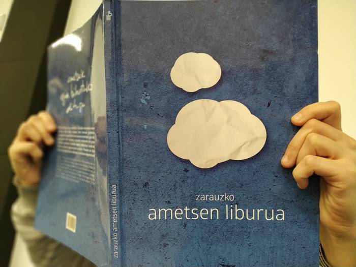 Gutuna: 'Denen eskuragarri'