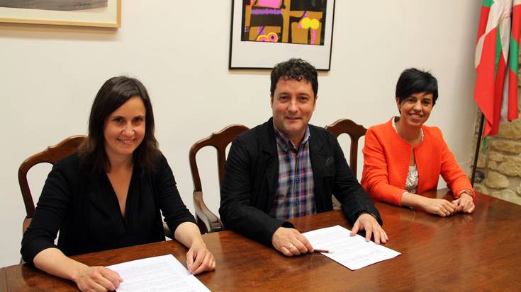 'Adineko Pertsonak' programa garatzeko hitzarmena sinatu dute