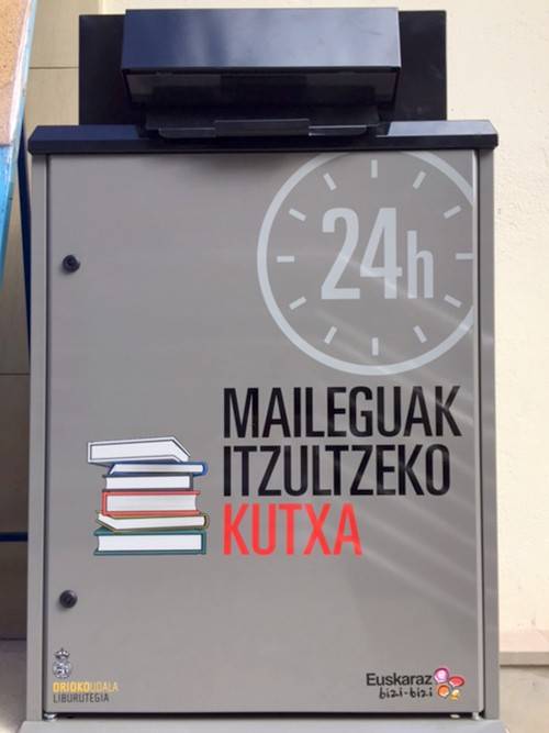 Kultur etxe kanpoko kutxa maileguak itzultzeko bakarrik dela gogorarazi du Orioko Udal Liburutegiak