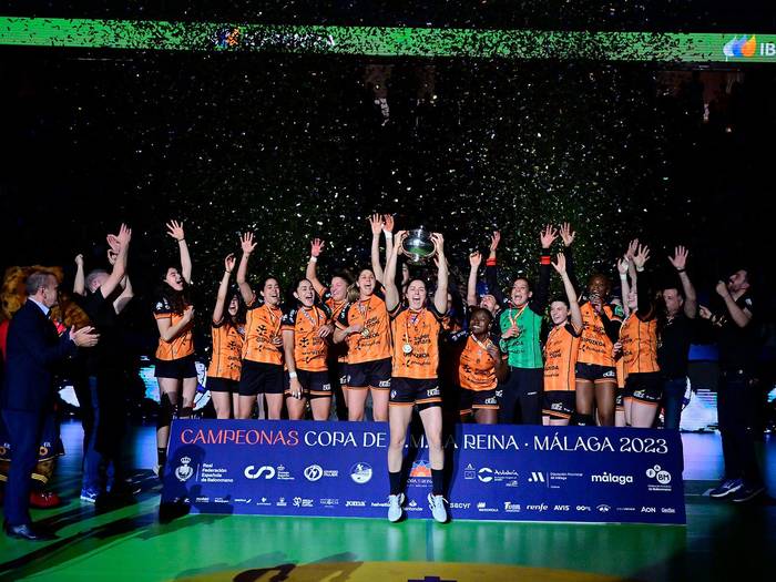 Alba Menendezek Erreginaren Kopa altxatu du Bera Berarentzat