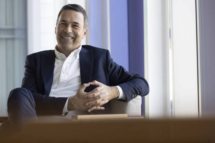 Unai Andueza: "Urola Kostak pisu estrategikoa du Gipuzkoako ekonomian, bereziki enpresa egituragatik eta tokiko merkataritzaren indarragatik"