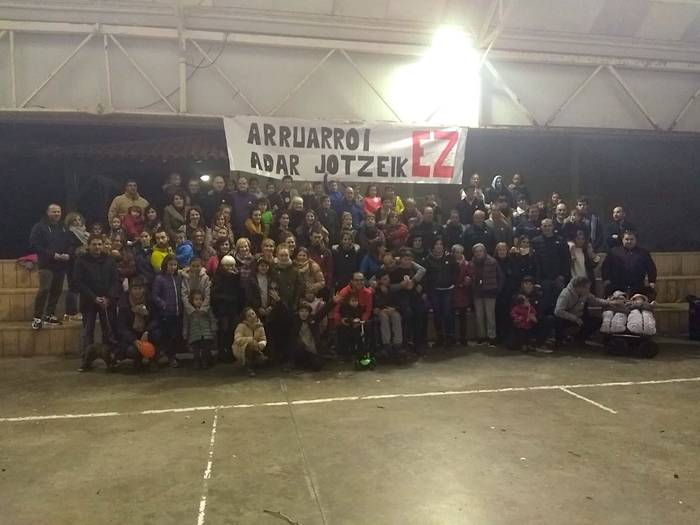 Arroa Beheko bizilagunak: "Gu ez gaude etsitzeko prest, ez ditugu gauzak horrela utziko"