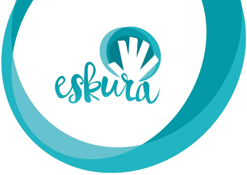 Autobusak daude Gure Esku Dago-ren batzarrerako Zestoan